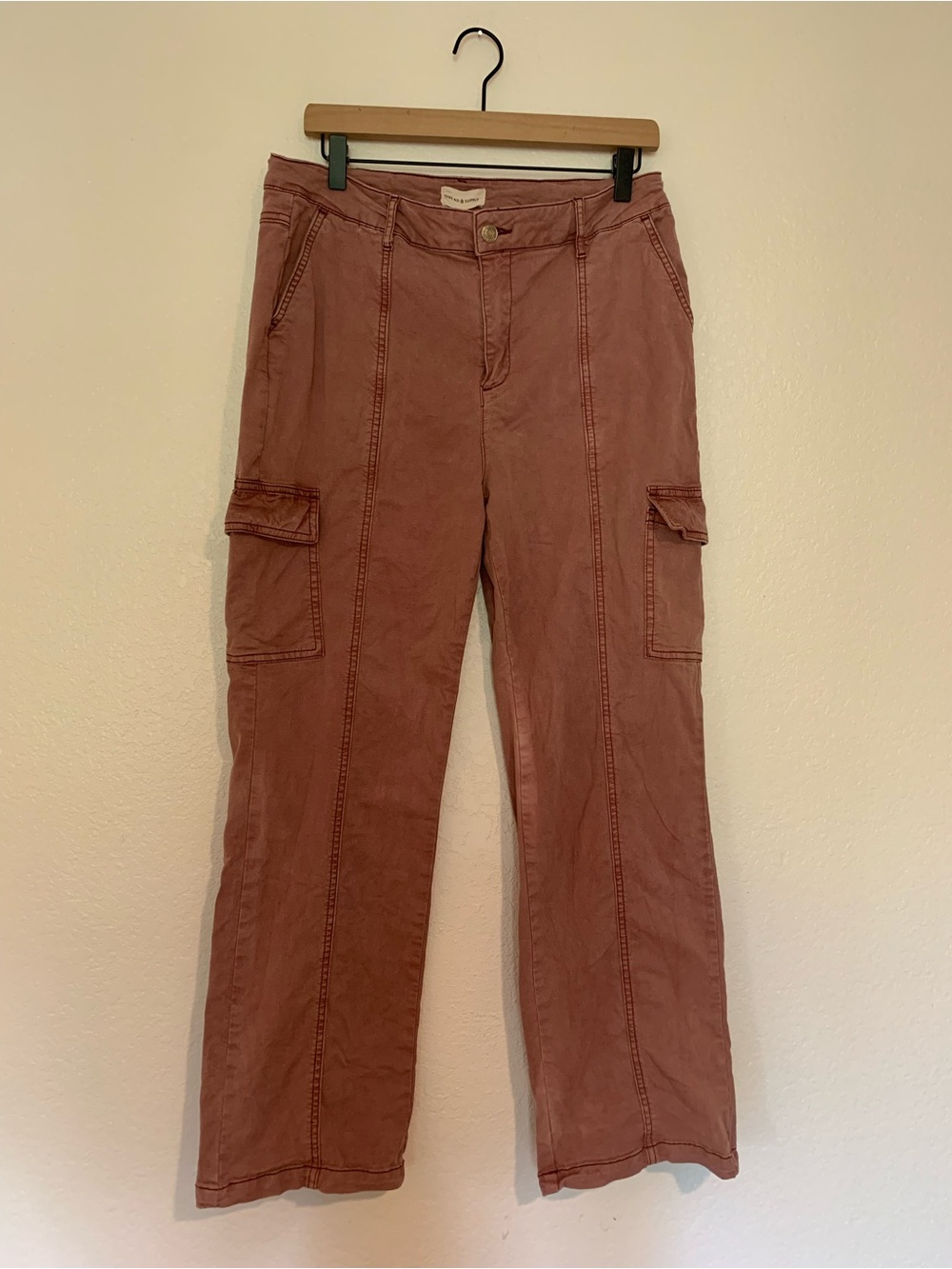 Thread & Supply Women's Cargo Pants in Dusty Rose | L